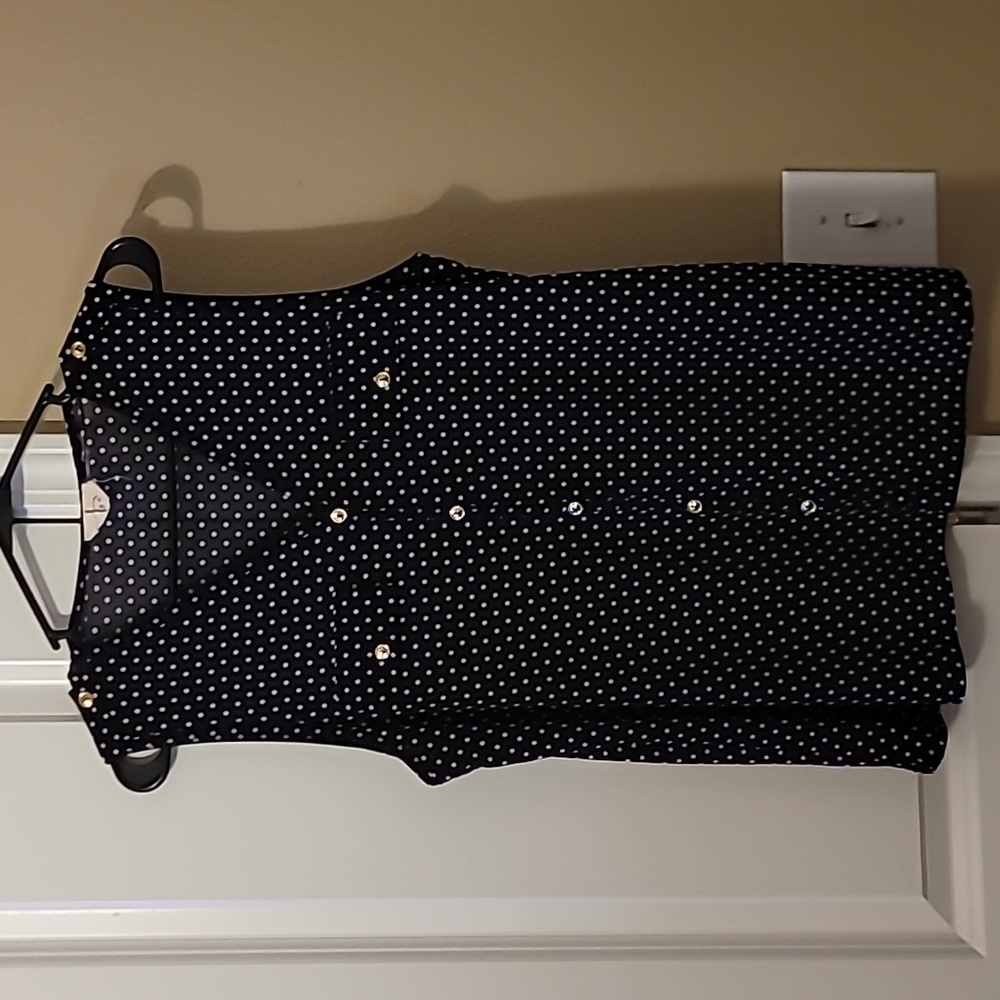 Women's sheer sleevless top size L